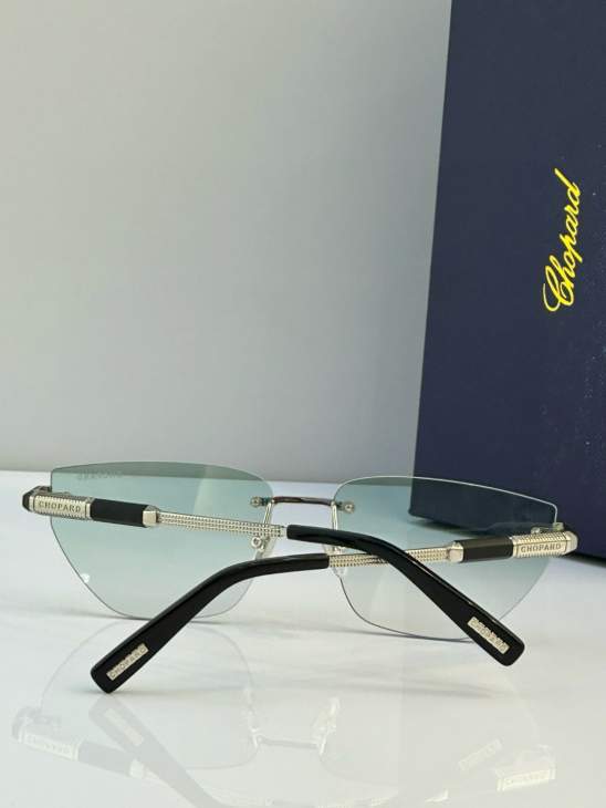 Picture of Chopard Sunglasses _SKUfw65044059fw